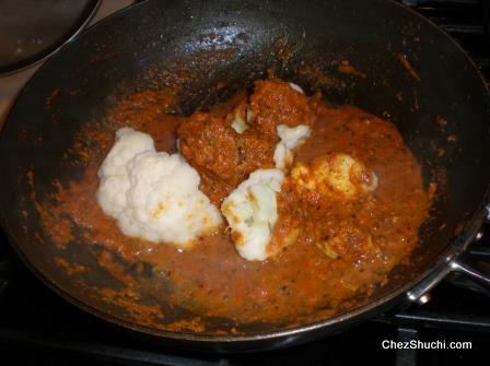 gobhi in curry